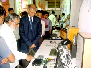 The honorable VC visits our exhibition stalls